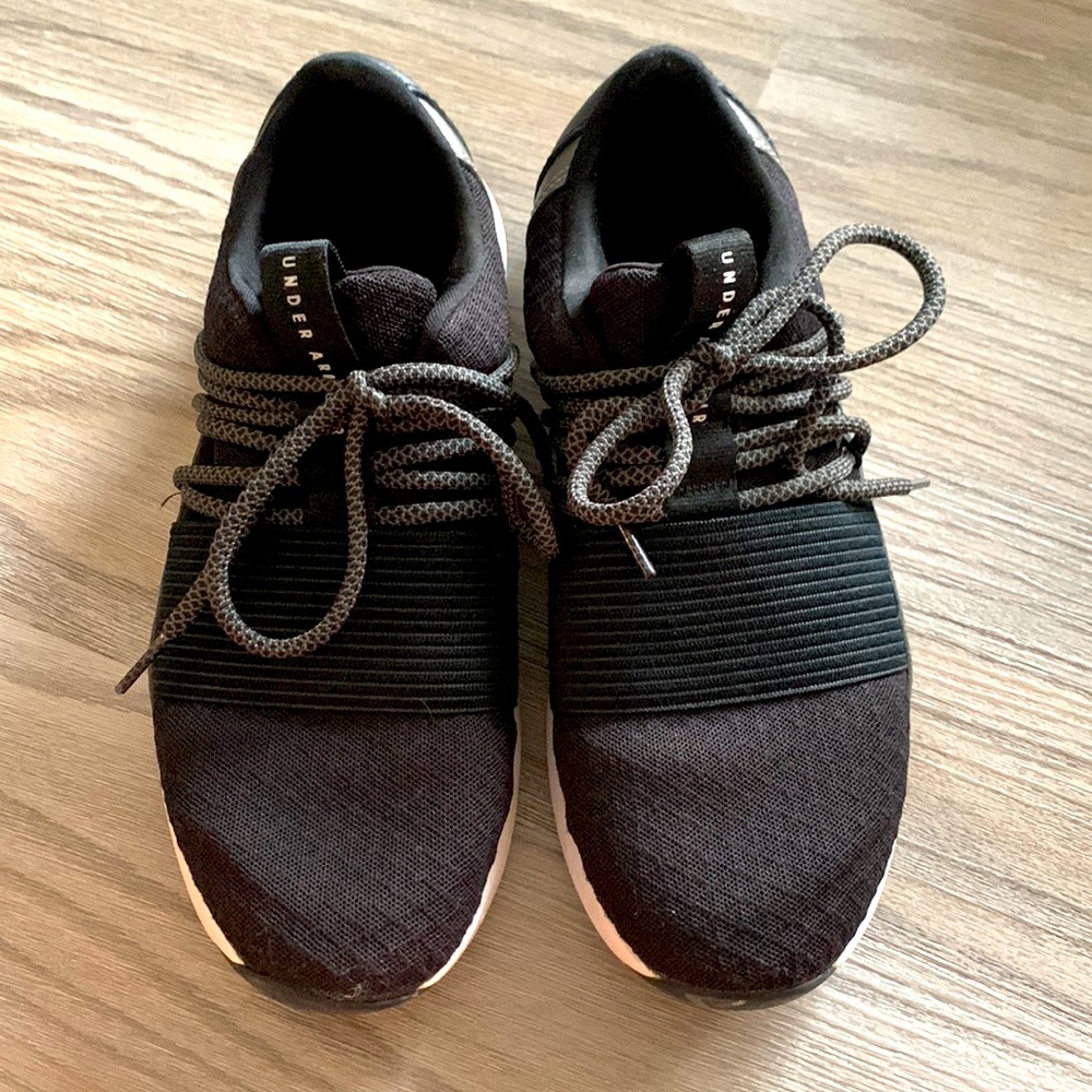 Women’s athletic shoes